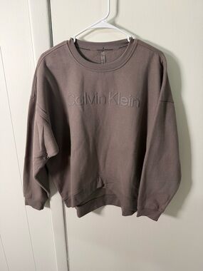 Calvin Klein Performance | Embossed Logo Sweatshirt | Women’s L | NWT | Taupe